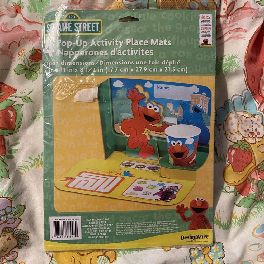 4 Pack Sesame Street Sunny Days Pop Up Activity Place Mats 2007 Party Elmo